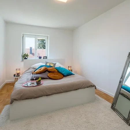 Og2 R - Wunderschoene 80m2 3-zimmer Naehe Salzburg דירה